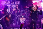 Orianthi, Chuck Wright, Kenny Aronoff, Miljenko Matijevik, Tracii Guns on stage at Ultimate Jam Night